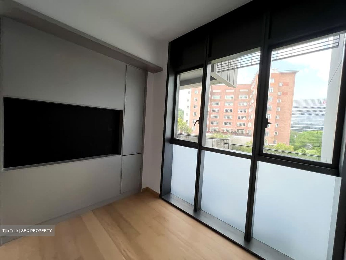 Haus On Handy (D9), Condominium #593381341